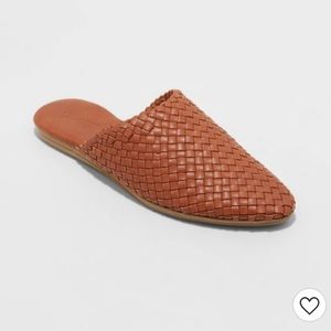 Woven mules